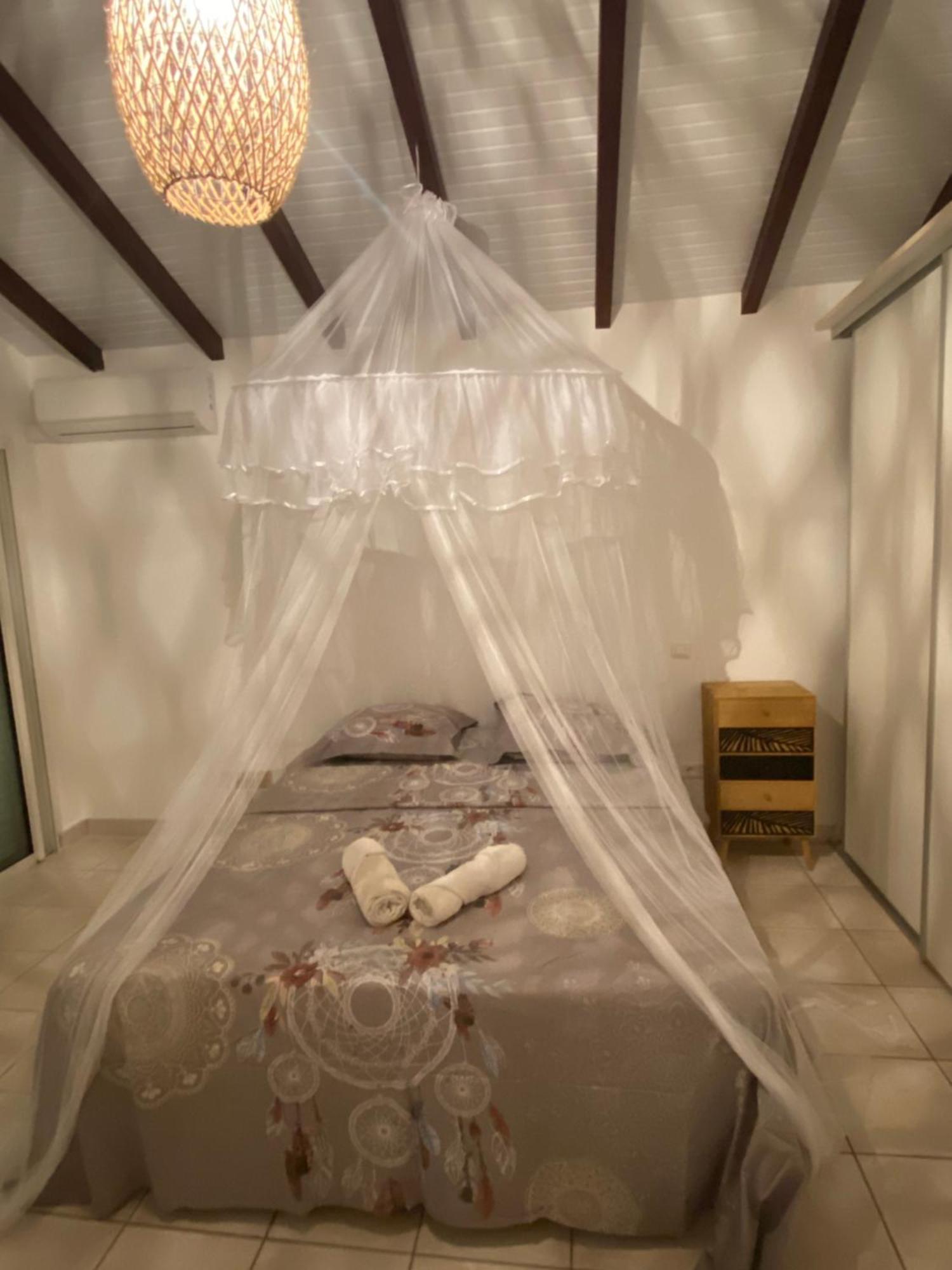 Havre De Paix Martiniquais Apartment เลส์ทรัวส์-ซีเลต์ ภายนอก รูปภาพ